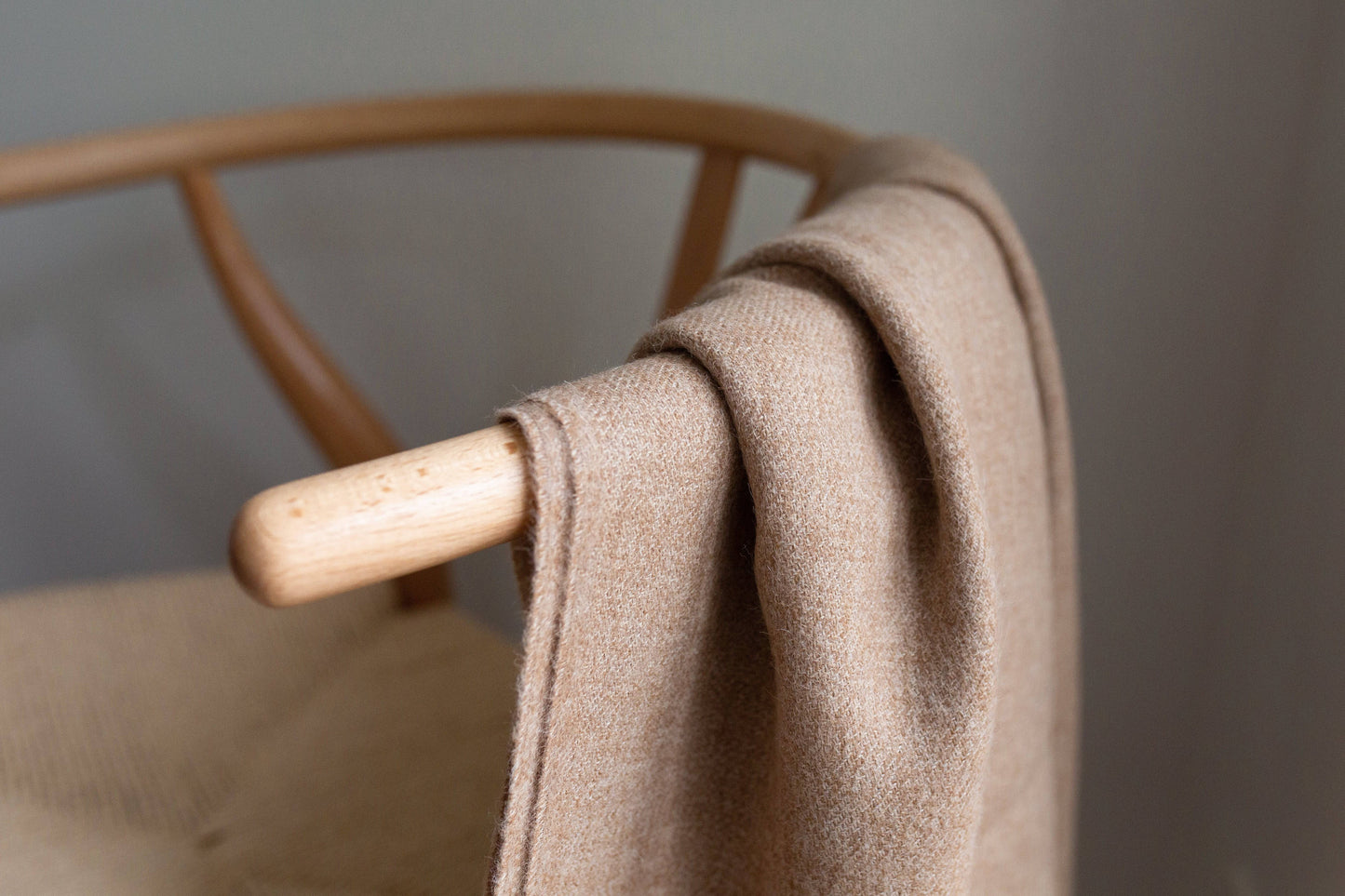 Encanto Alpaca Throw - Sandy Beige